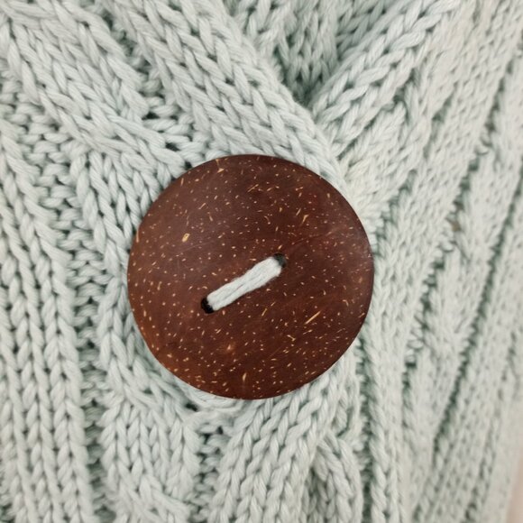 PURE Handknit Light Blue Cotton Cable Knit Shawl Scarf Wrap Big Button One Size - Picture 2 of 6